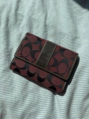 Coach Signature Trifold Wallet in Burgundy and Brown